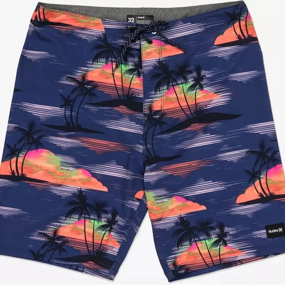 Hurley Men's Phantom Eco Weekender Boardshorts. NWT!